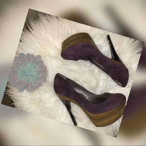 Jessica Simpson pumps